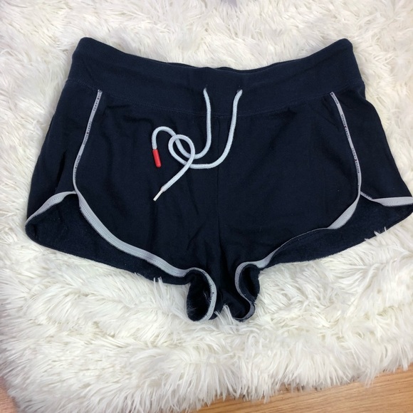 UO x Tommy Hilfiger shorts - Picture 1 of 4